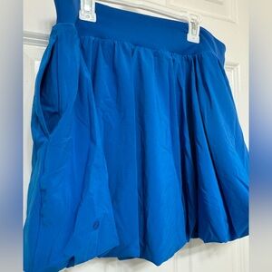 Feathery-Fit Soft Bubble Hem Balloon Ruffle Skort